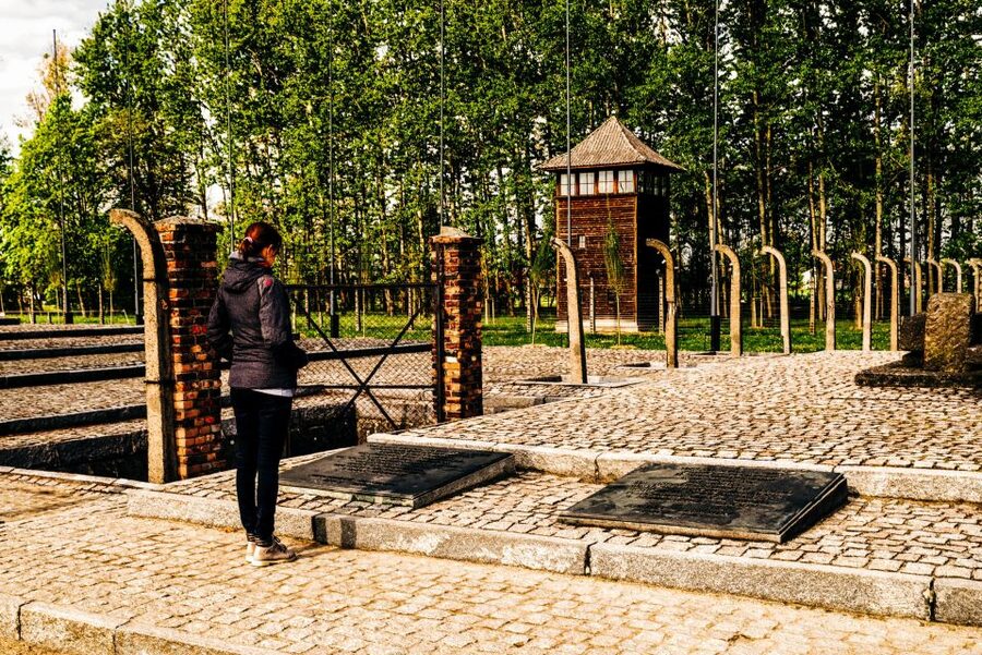 Krakow: Auschwitz-Birkenau Live Guided Tour & Hotel Pickup - Key points to know before booking