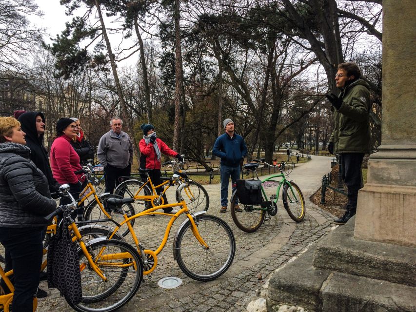 Krakow: Bike Tour of the Old Town, Kazimierz, and the Ghetto - Why a bike is a smart way to see Krakow