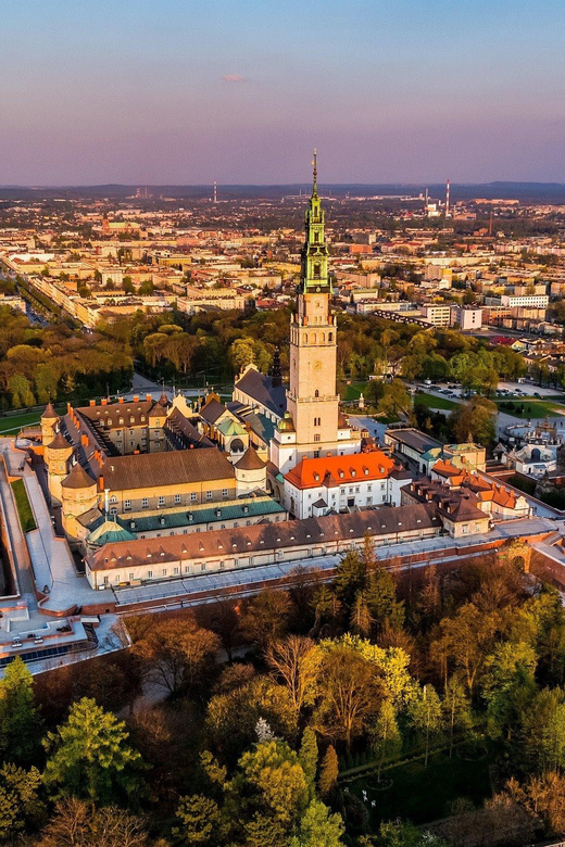 Krakow: Black Madonna Sanctuary of Czestochowa - Guided Tour - The two-hour drive from Krakow