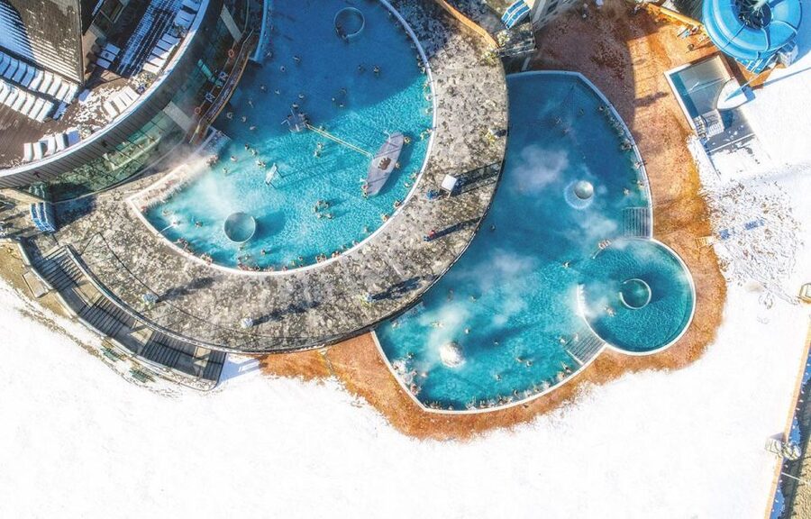 Krakow: Chocholowskie Baths with Ticket and Transportation - Who should book this thermal bath trip?