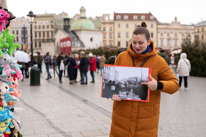 Krakow Christmas Market Immersive Tour - A winter park walk changes the pace
