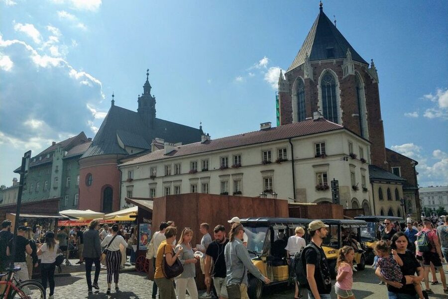 Krakow: City Golf Cart Tour and Schindler's Factory Museum - Who will get the most from this tour