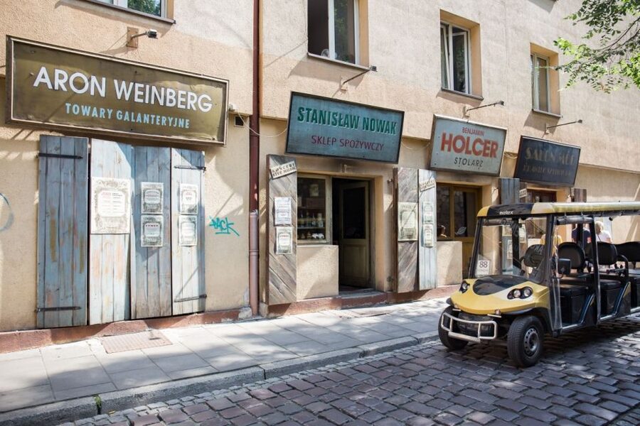 Krakow: City Tour of 3 Districts by Electric Car - Kazimierz: Krakow’s Jewish quarter and modern meeting place