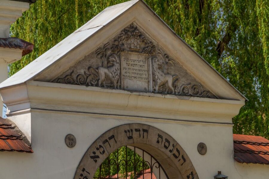 Krakow: City Walking Tours - St. Mary’s Church is the Old Town option’s key inclusion