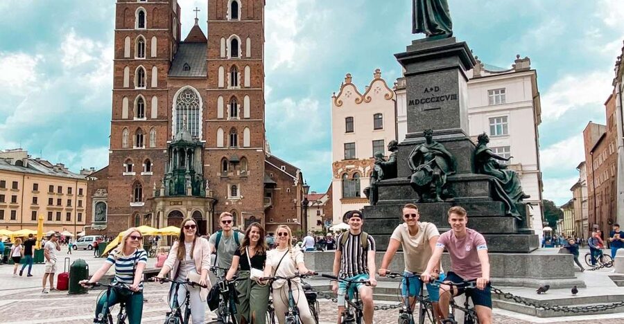 Krakow: Complete Bike tour with all the highlights - Key points at a glance