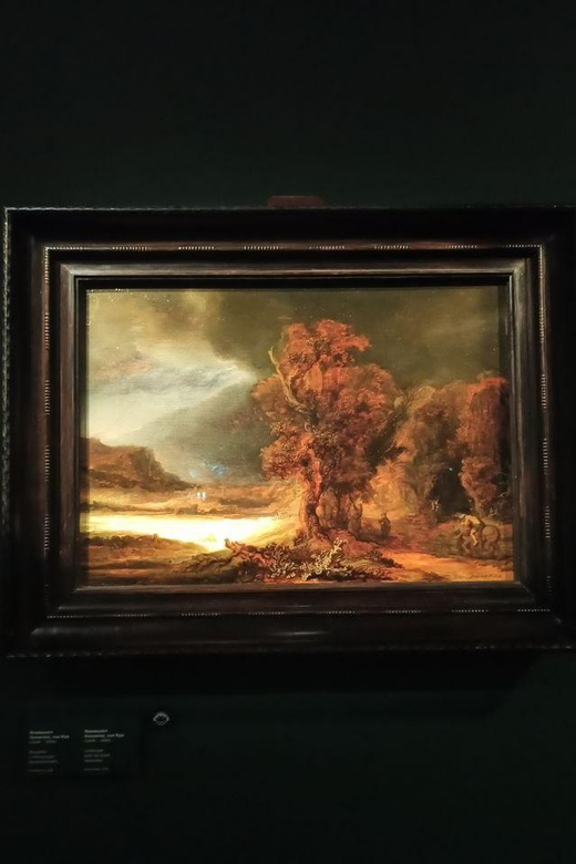 Krakow: Czartoryski Museum Guided Tour in English - A portrait with a long and difficult journey