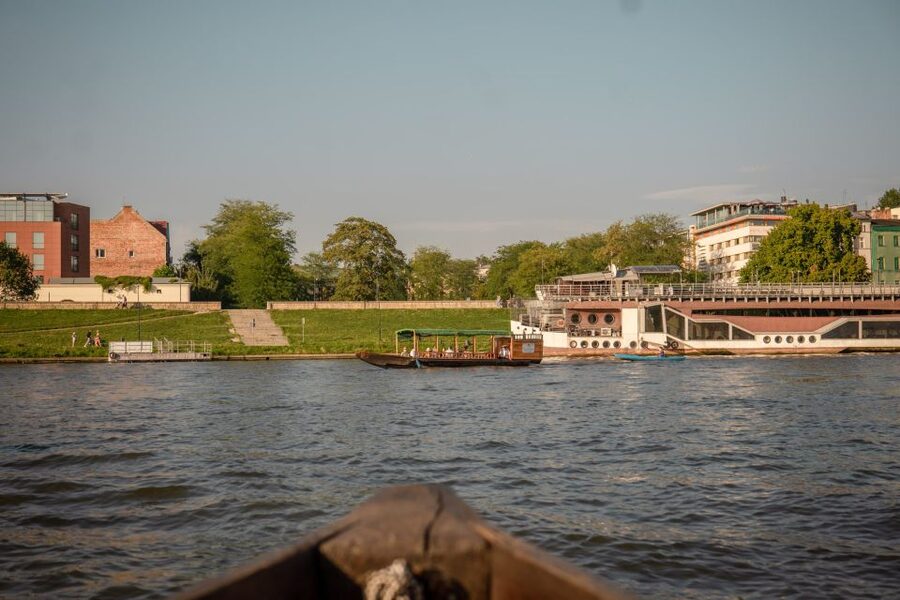 Krakow: Early Bird Vistula River Sightseeing Cruise - Is $22 a fair price for one hour?