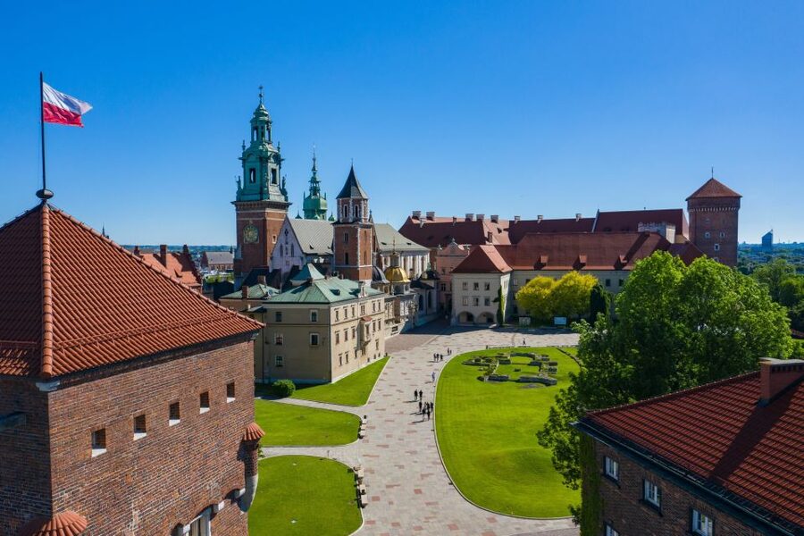 Krakow: Electric Car Sightseeing Tour - Why this electric-car tour works well in Krakow