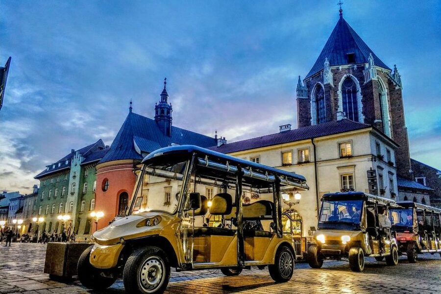 Krakow: Electric Golf Cart Tour of the Old Town - Planty park and Krakow’s medieval defenses