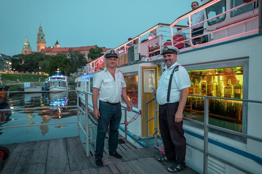 Kraków: Evening or Night River Cruise - When evening conditions matter most
