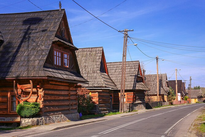 Kraków: Explore Zakopane Tatra Mountain and optional Thermal Bath - Chochołów: cheese, vodka, and Highland tradition