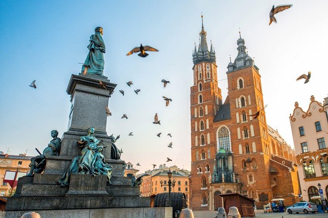 Krakow - Full Day Tour from Warsaw by private car - The Dragon’s Cave and a quick Krakow symbol