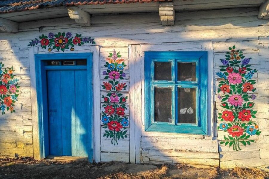 Krakow: Guided Day Tour of Zalipie Village & Museum Entry - Who will enjoy this Zalipie tour most