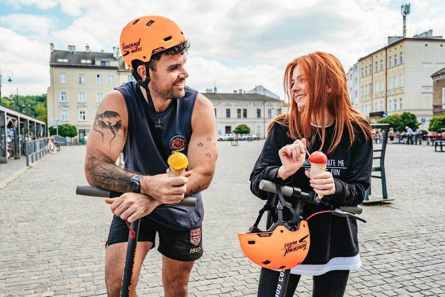 Krakow: Guided E-Scooter City Tour with Food Tastings - Kazimierz, the Old Synagogue, and Plac Nowy