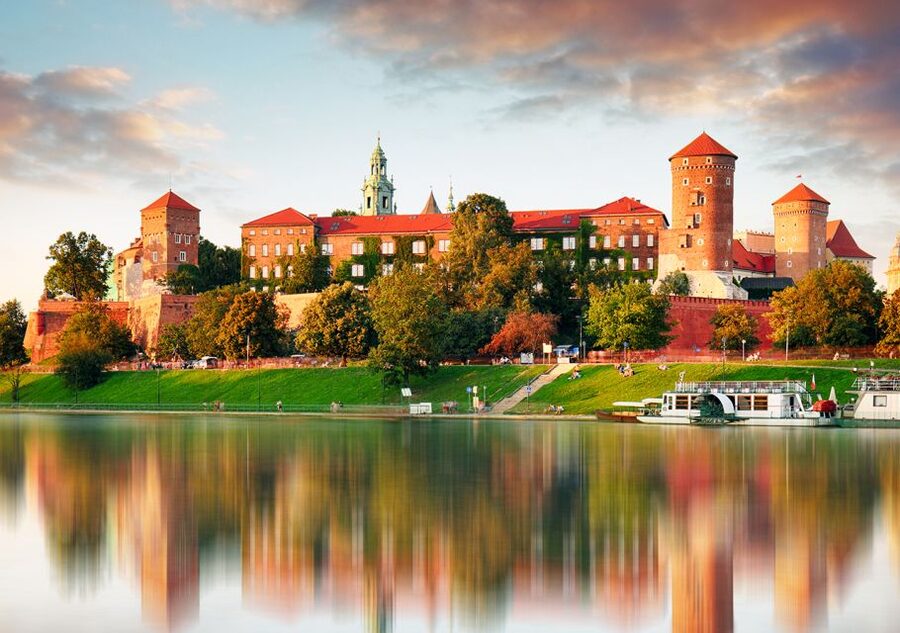 Krakow: Guided Old Town Tour - Key points to know before booking