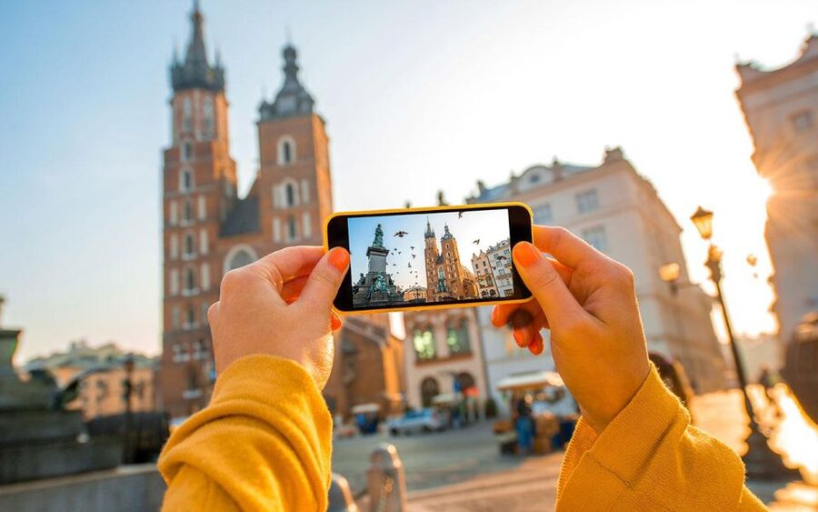 Krakow: Guided Old Town Tour - Market Square and the medieval center