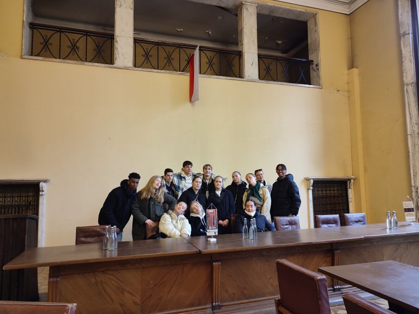 Krakow: Guided Tour to Nowa Huta on Commie Retro Van - Practical details before you reserve