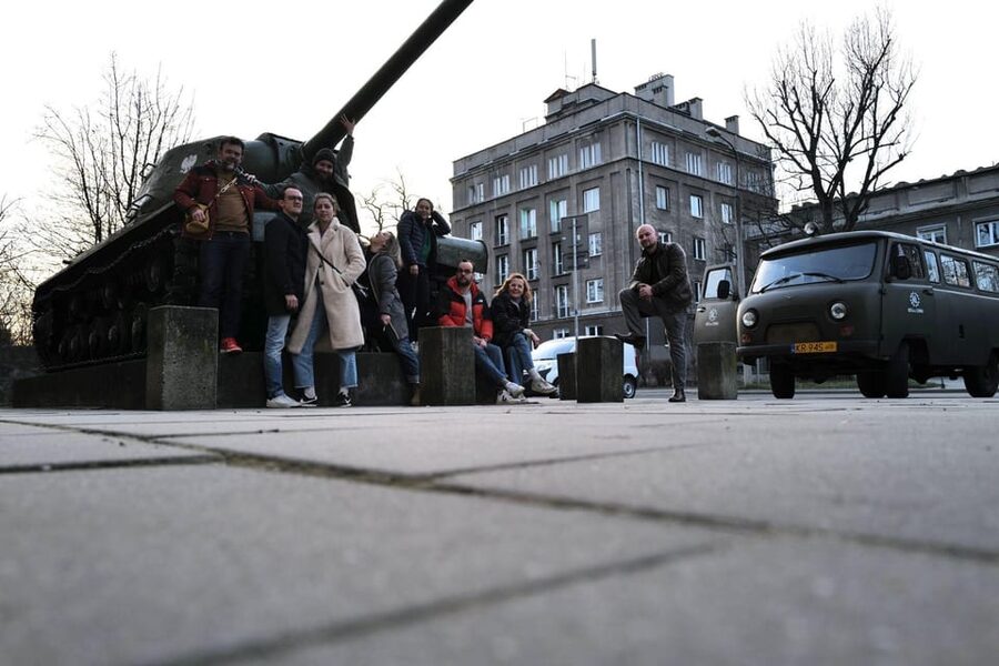 Krakow: Guided Tour to Nowa Huta on Commie Retro Van - Why the guide matters so much