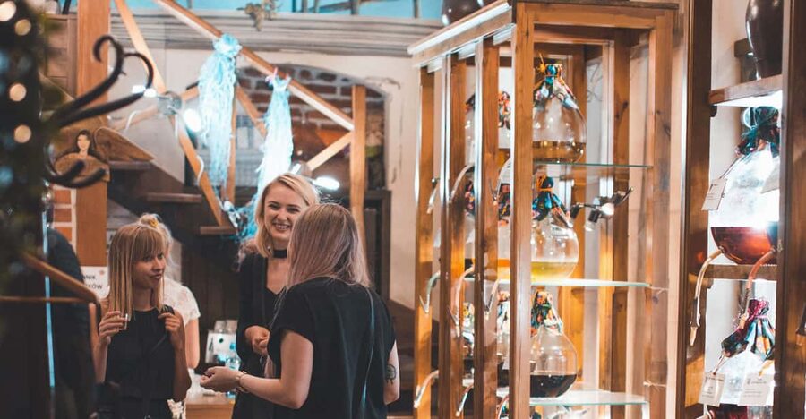 Kraków: Guided Vodka Tour with Food and Drink Tastings - Key points to know before you book