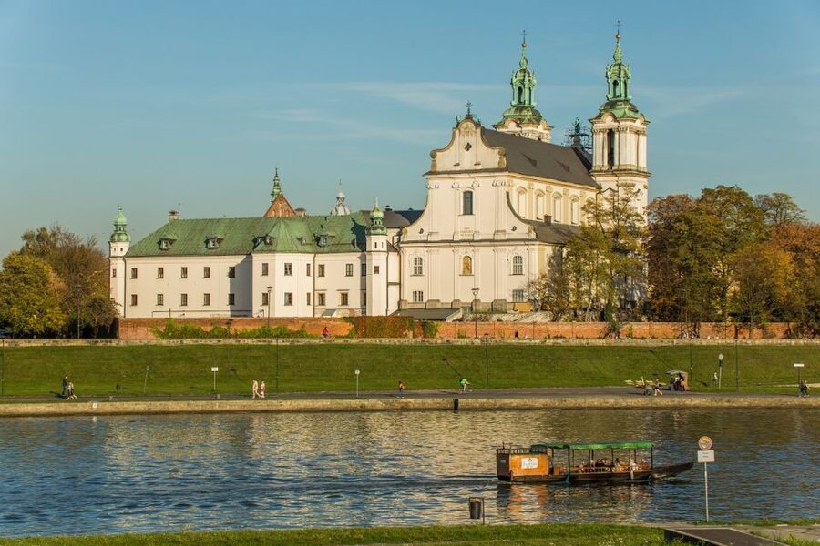 Krakow: Guided Wawel Tour, Lunch, and Vistula River Cruise - Practical verdict for your Krakow plans