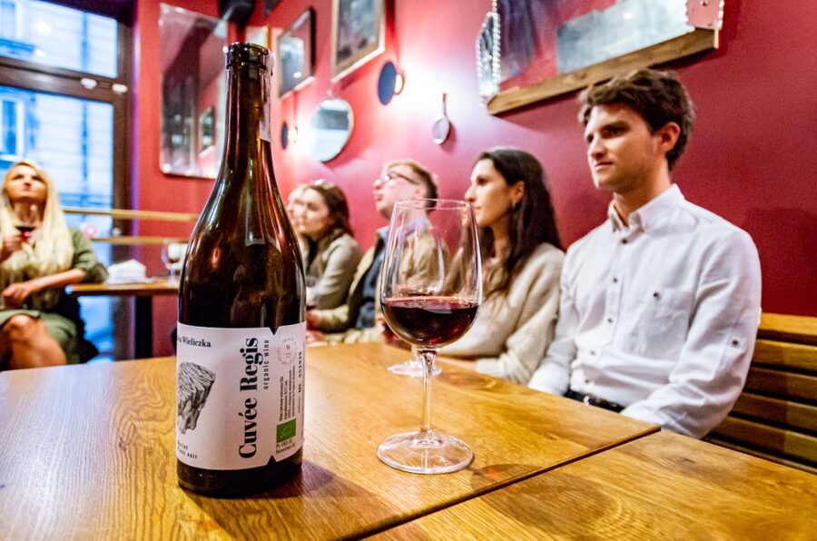 Krakow: Guided Wine Bar Tour with Tastings and Snacks - Key points to know before booking