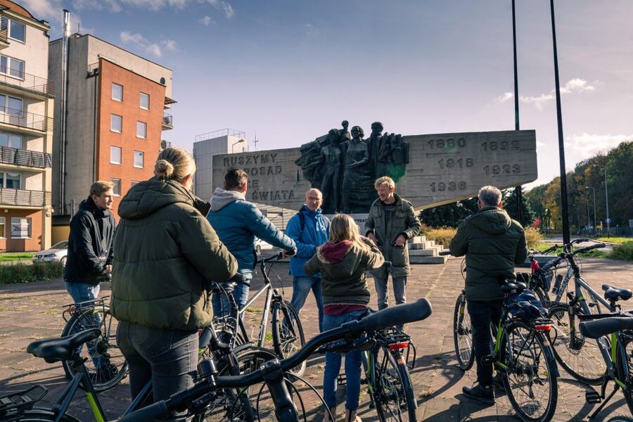 Krakow: Hidden Bike Tour - The climb to Krakow’s viewpoint