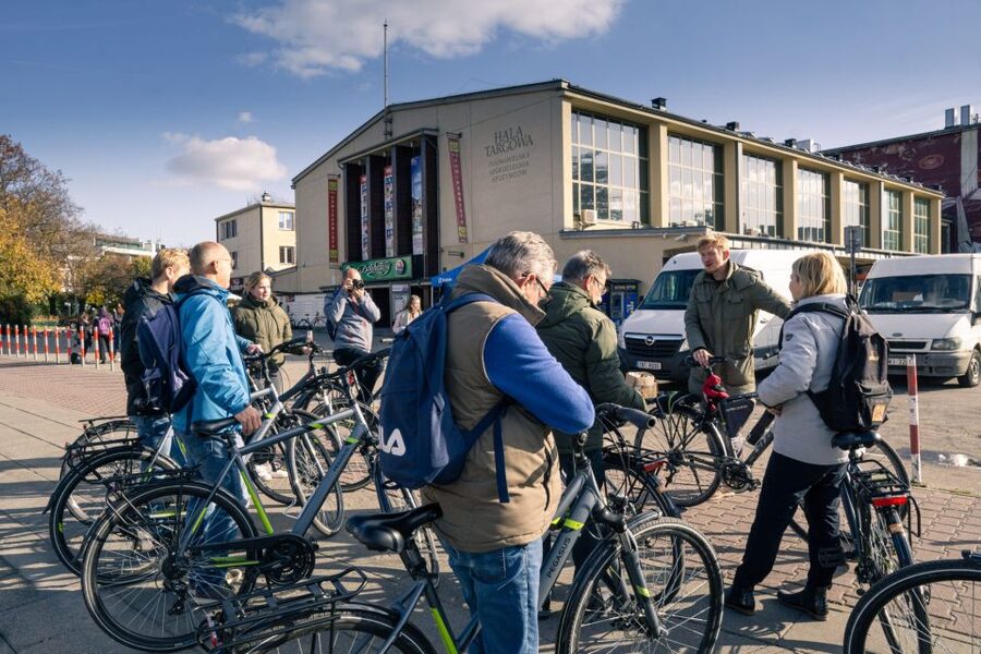 Krakow: Hidden Bike Tour - How the guide shapes the afternoon
