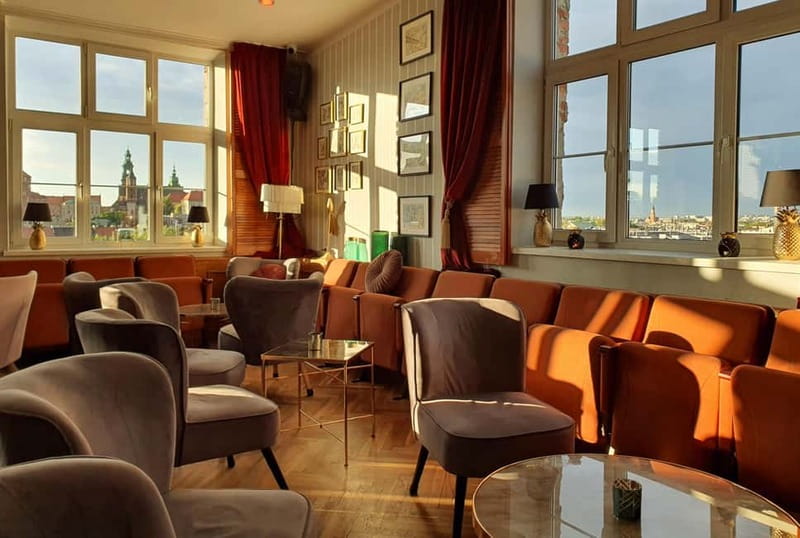 Krakow: Hidden Rooftop Bar Reservation with 1 Cocktail - A drink with a view, not a guided Krakow tour