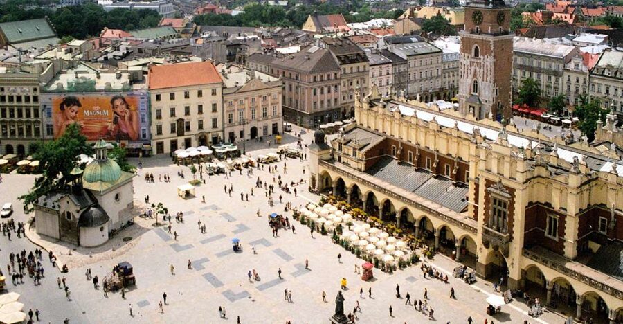 Krakow: Highlights of Old & New Town Private Walking Tour - Cloth Hall and Krakow’s trading past