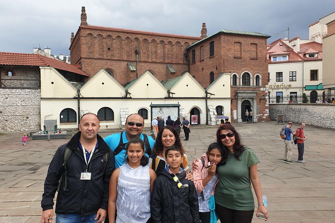 Krakow Jewish District Private Tour. Kazimierz and Jewish Ghetto - Starting with Popper Synagogue and Szeroka Street