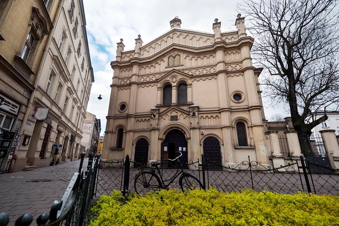 Krakow Jewish District Private Tour. Kazimierz and Jewish Ghetto - Jewish Community Center and Plac Nowy