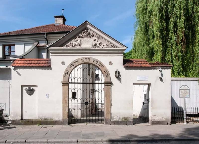 Krakow Jewish District Tour in a Small Group - Ghetto Heroes Square and Eagle Pharmacy