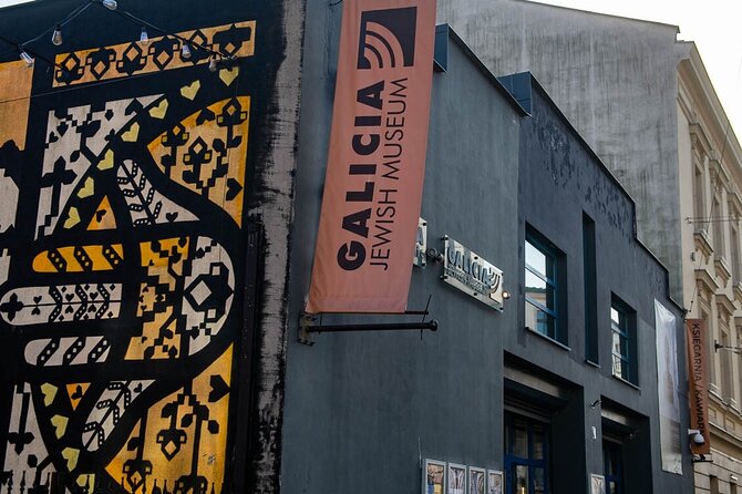 Krakow: Jewish Museum Galicja - Skip the line Ticket - Going without a guide