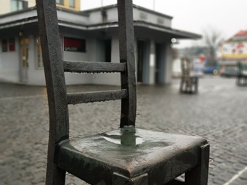 Krakow: Jewish Quarter and Former Ghetto Tour by Golf Cart - Pharmacy Under the Eagle and surviving wall fragments