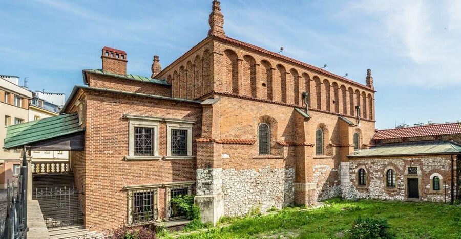 Krakow: Kazimierz Jewish Quarter Guided Walking Tour - Starting at the Old Synagogue on Szeroka Street