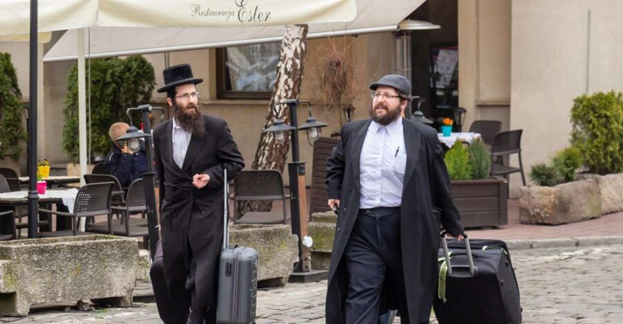 Krakow: Kazimierz, Schindler's Factory & Ghetto Guided Tour - Key points at a glance
