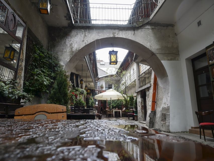 Krakow: Kazimierz, Schindler's Factory & Ghetto with Guide - The former ghetto is an outdoor history lesson