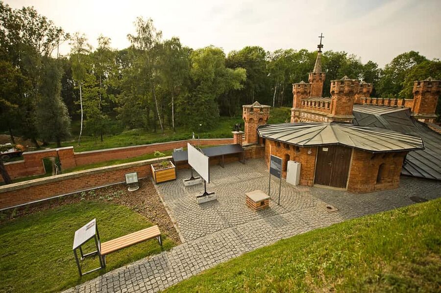 Krakow: Kościuszko Mound Ticket – History & Views! - Who will enjoy Kościuszko Mound most