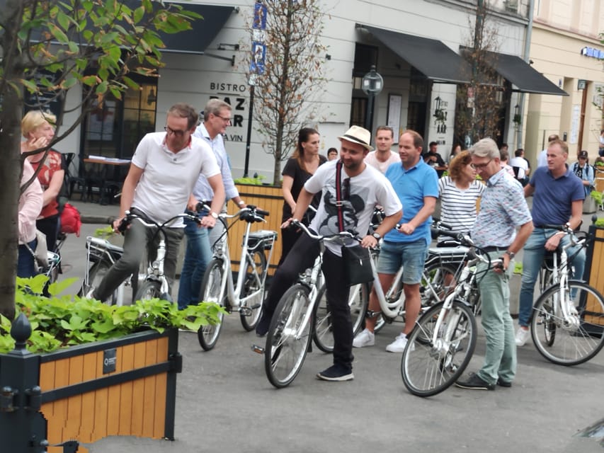 Krakow: Multilingual Tour On Electric Bikes - Reaching the former Jewish Ghetto