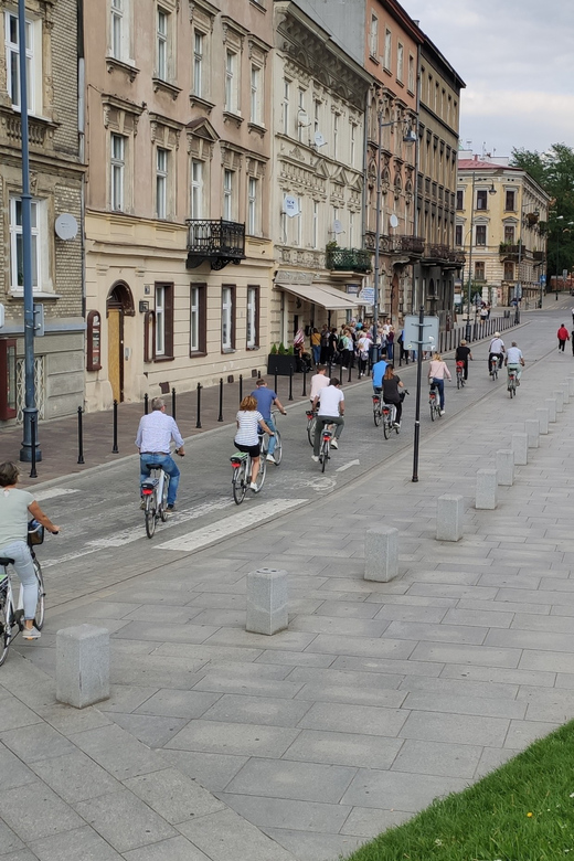 Krakow: Multilingual Tour On Electric Bikes - Starting near Tourists Information