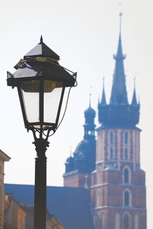 Krakow : Must-See Walking Tour With A Guide - A smart first walk through Krakow