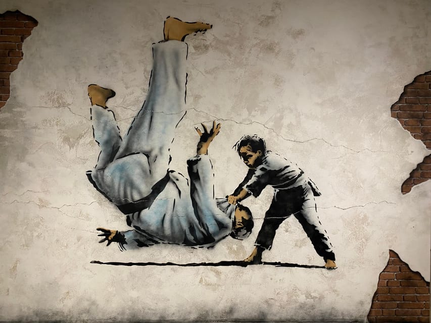 Krakow: Muzeum Banksy Entry Ticket - Key points to know before you go
