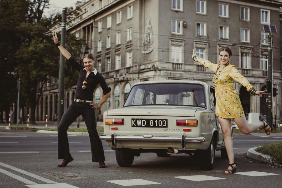 Krakow: Nowa Huta Guided Tour in Vintage Car - Why Nowa Huta is worth leaving central Krakow for
