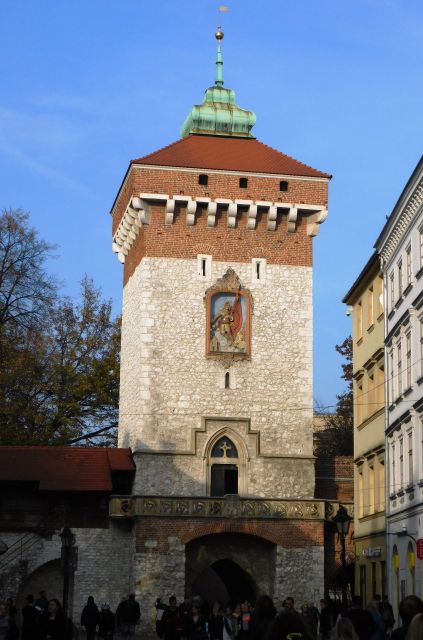 Krakow Old Town and Jewish Quarter in one guided walk - What the three-hour format does well, and where it strains