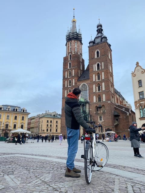Krakow: Old Town and Kazimierz Guided Bike Tour - The Main Market Square and Jagiellonian University