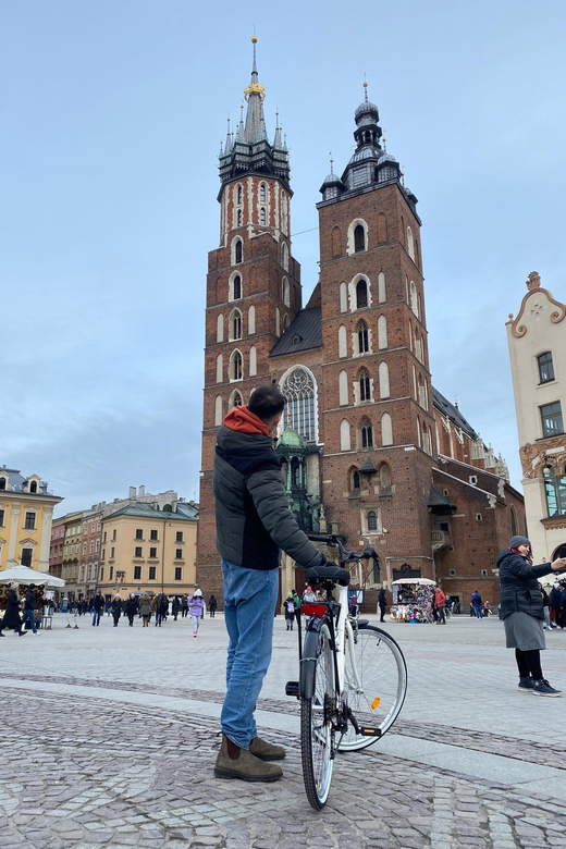 Krakow: Old Town and Kazimierz Guided Bike Tour - Wawel Dragon and the Vistula