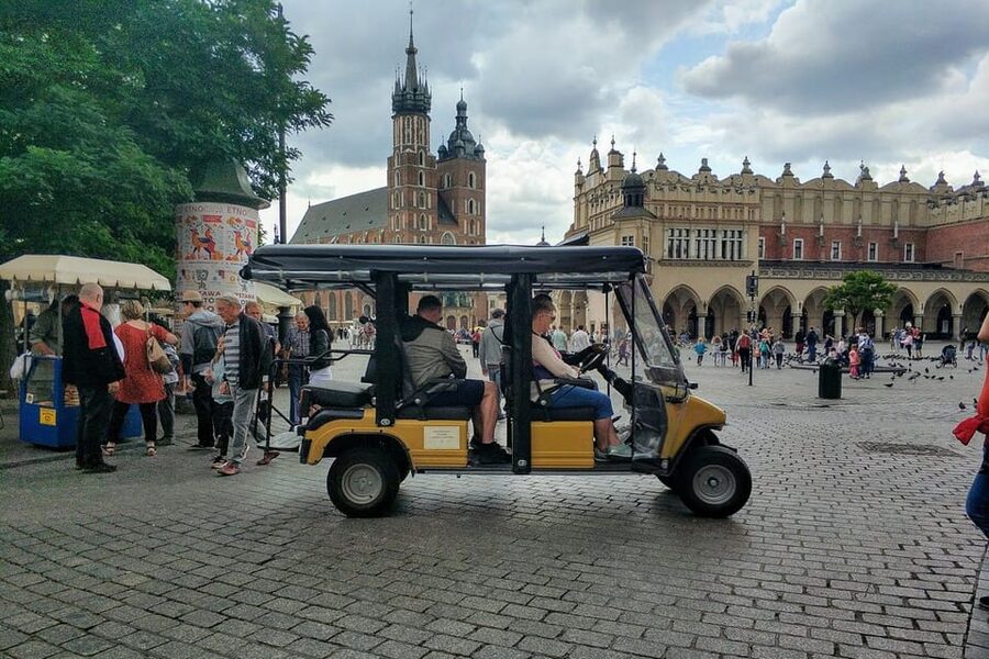 Krakow: Old Town City Tour in a Golf Cart - The Latin Quarter, St. Anna’s Church, and the Franciscan Monastery