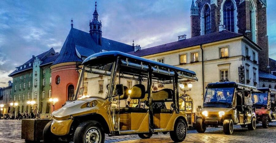 Krakow: Old Town, Ghetto, and Kazimierz Golf Cart Tour - Views of Wawel Castle before Kazimierz