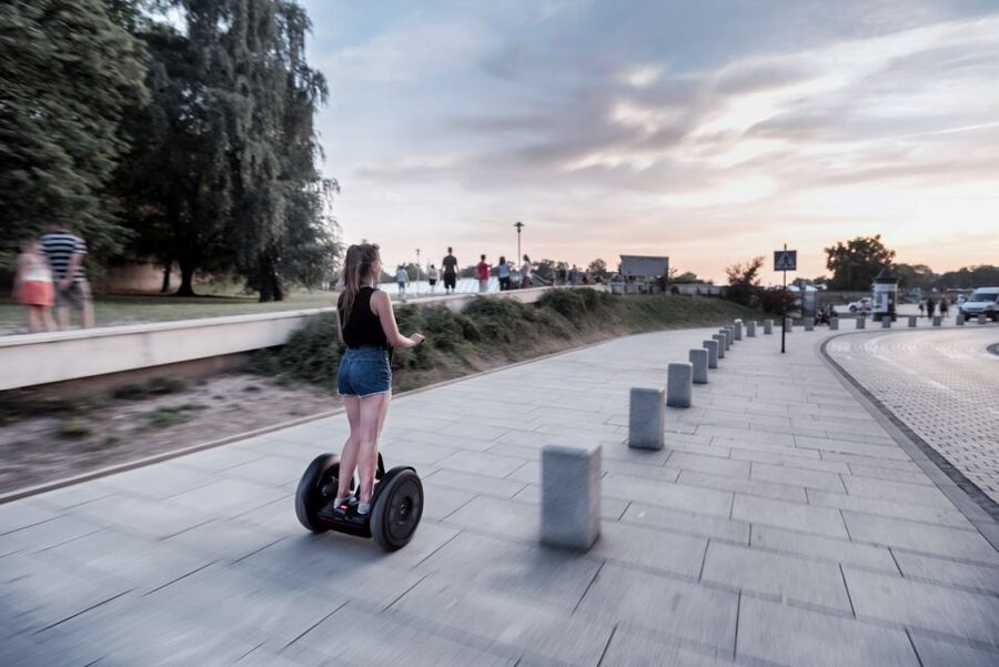 Krakow: Old Town Guided Segway Tour - St. Mary’s Church and Kraków’s medieval skyline
