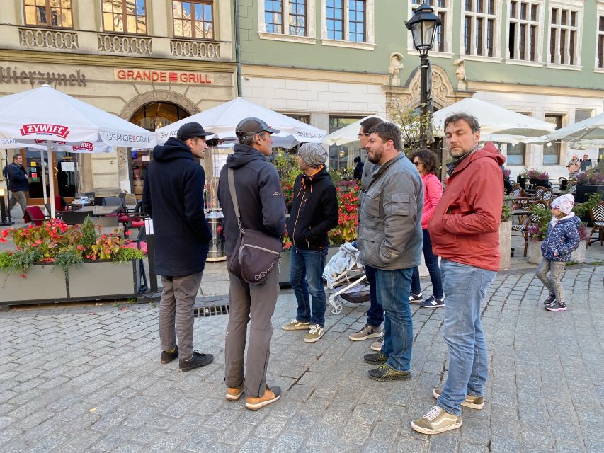 Krakow: Old Town Highlights Walking Tour - Why this two-hour walk works well in Krakow